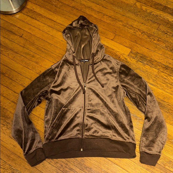 Fashion Nova Chocolate Velour Set - Picture 5 of 6